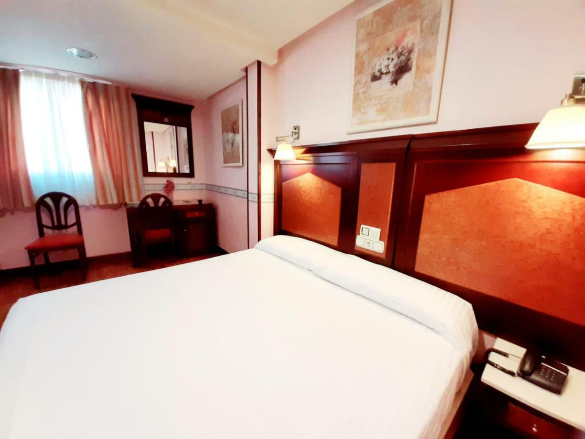 Hosteria Sara By Gaiarooms Salamanka Zewnętrze zdjęcie