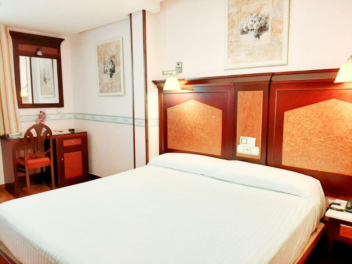 Hosteria Sara By Gaiarooms Salamanka Zewnętrze zdjęcie